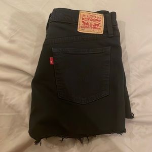 Black Levi’s shorts